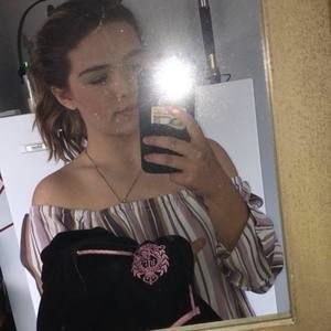 Meet your Posher, Emmaleigh